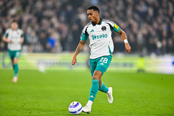 爾曾數次創 爾曾數次創